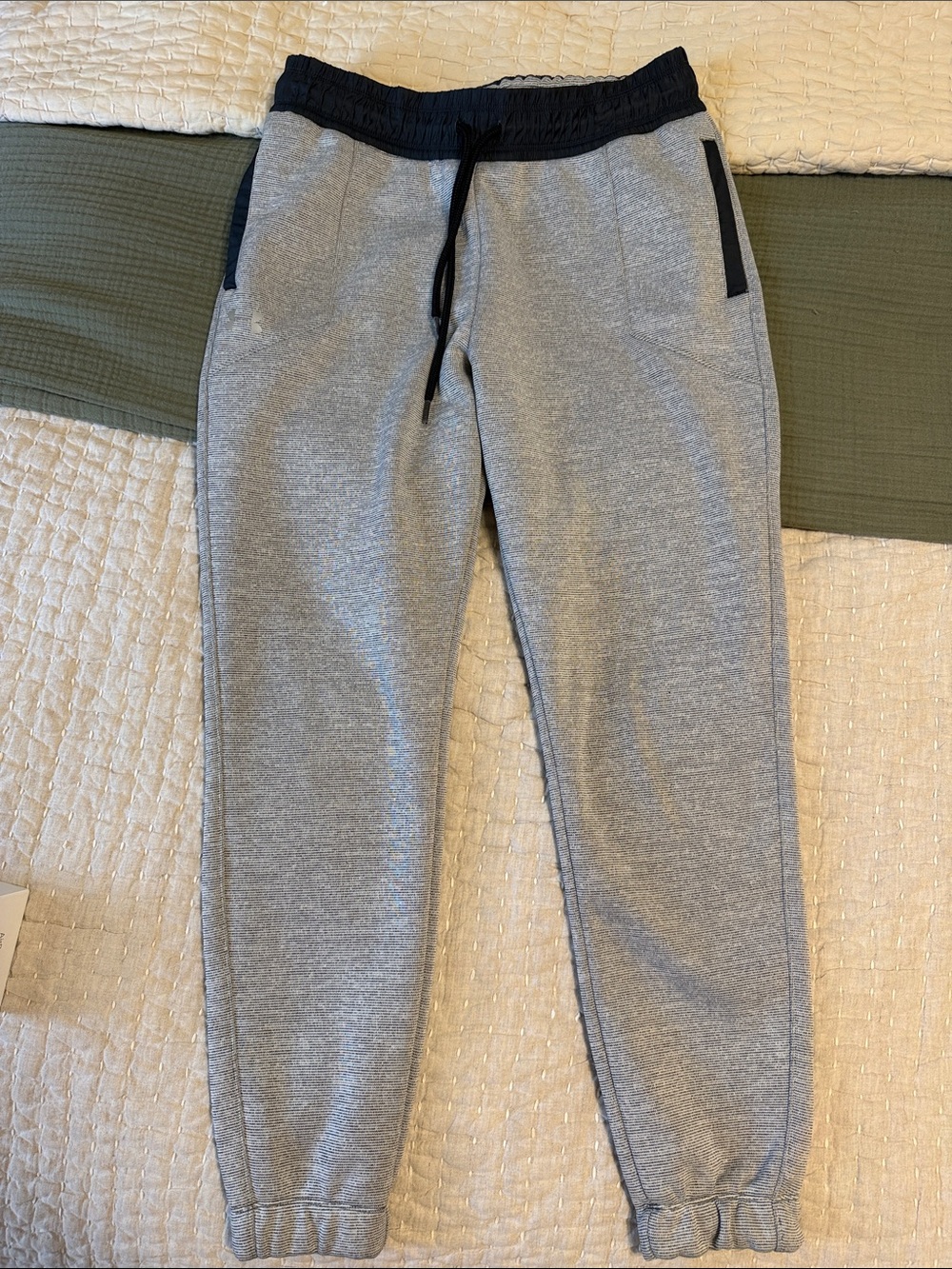 Unisex Under Armour Gray Heather Jogger Pants